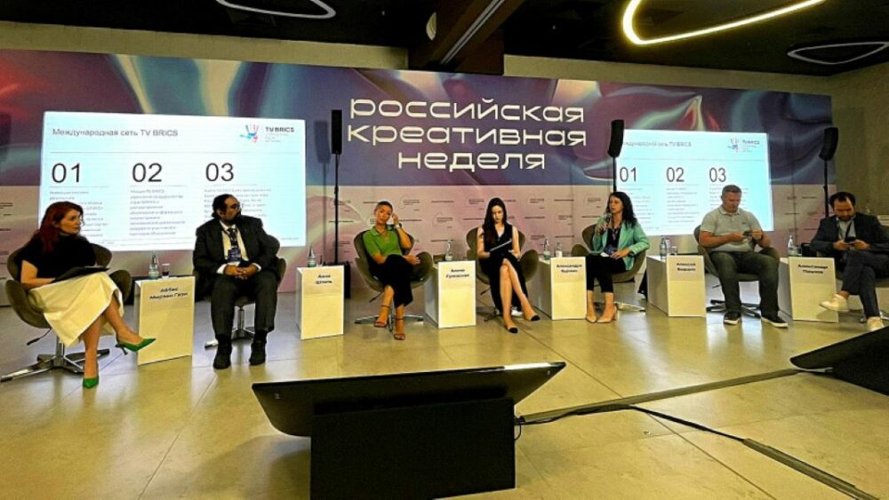 Los proyectos mediáticos internacionales de TV BRICS se presentan en la Semana Creativa Rusa de Moscú