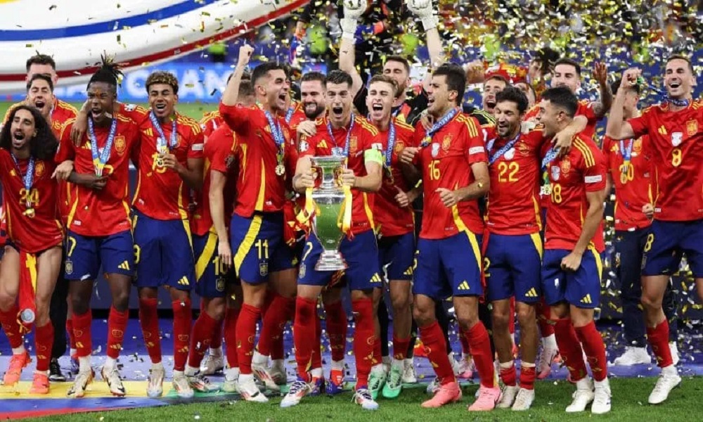 España venció a Inglaterra y levantó su cuarta Eurocopa.