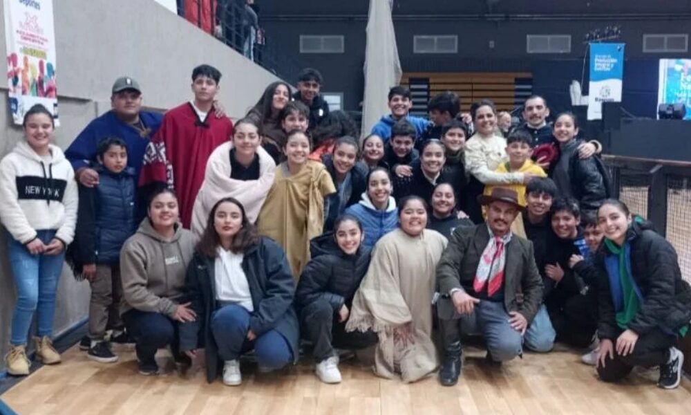 Vallistos recibieron un reconocimiento en el Festival Nacional de la Cueca.