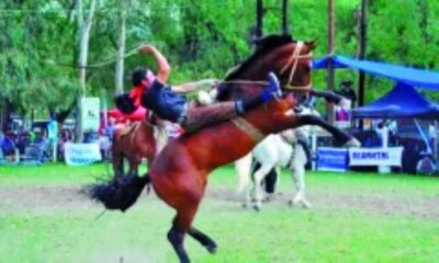 En Huaco se reúnen las mejores tropillas en un gran festival de doma y folklore.