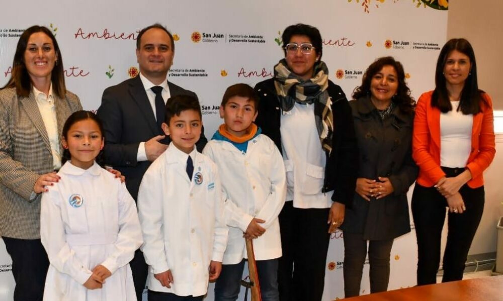 Alumnos de Albardón concientizan sobre la protección de las aves