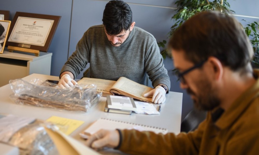 Al servicio de la historia: así trabaja el Archivo de la Provincia.