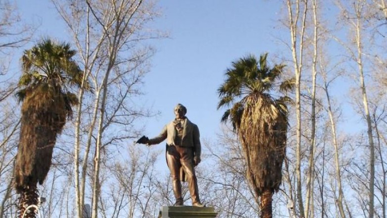 A 120 años de la inauguración de la estatua de Francisco Narciso Laprida