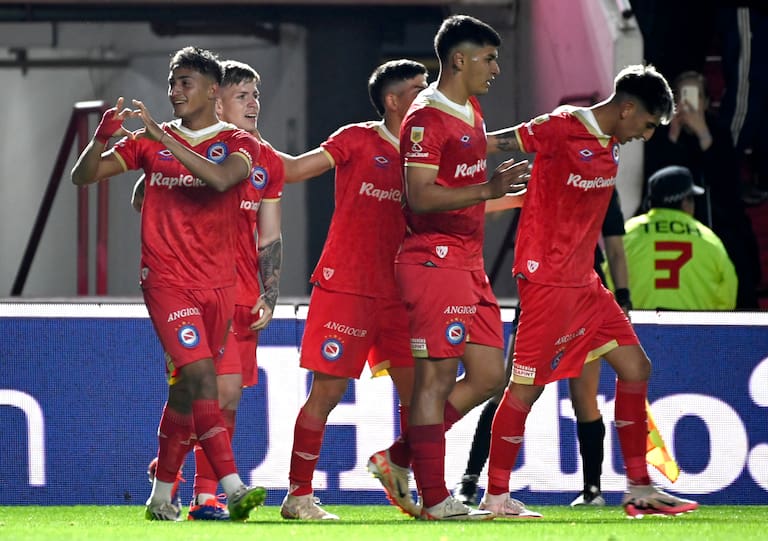 Quién es José María Herrera, el delantero tucumano de los golazos en Argentinos Juniors