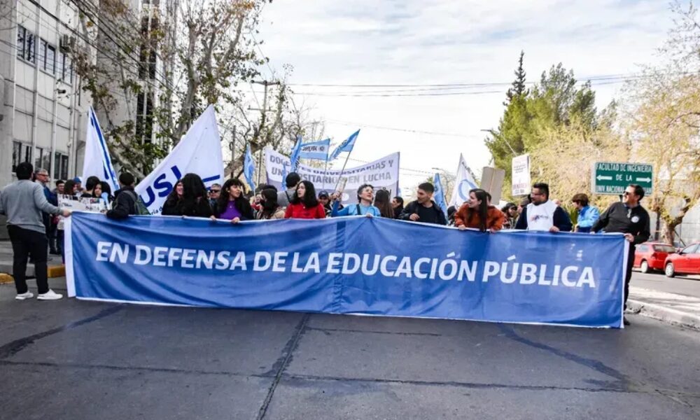 La UNSJ adhiere al paro universitario de 48hs.