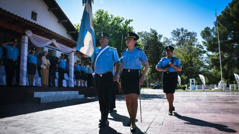 Designaron a los nuevos cuerpos de Bandera en las Escuelas de la Policía de San Juan