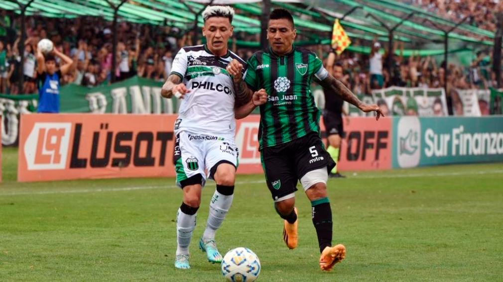 Nueva Chicago sacó ventaja al superar a San Martín de San Juan en el Reducido