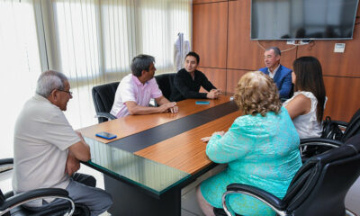 Saludos protocolares con representantes del Club Defensores del Este