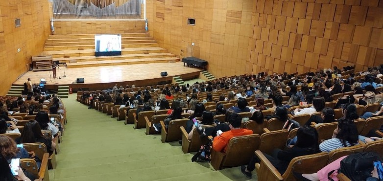 Más de 1.000 docentes en el primer ateneo didáctico en alfabetización