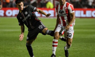 Después de un penal no sancionado, el equipo de Gallardo sufrió el gol de Instituto y estuvo cerca del empate