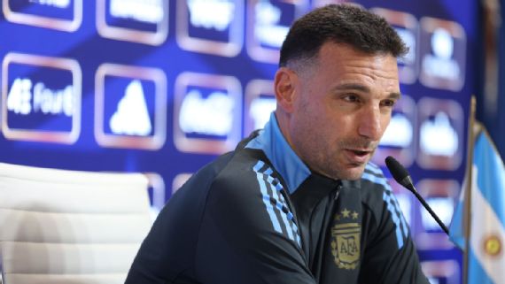 La curiosa reflexión de Scaloni en la previa de Argentina-Perú: «A veces está bueno perder»