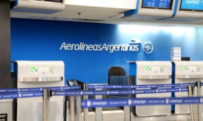 Aerolíneas Argentinas suspendió las paritarias hasta que los gremios levanten las medidas de fuerza