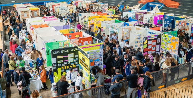 El programa de Feria de Ciencias involucró a más de 24.000 alumnos en el 2024