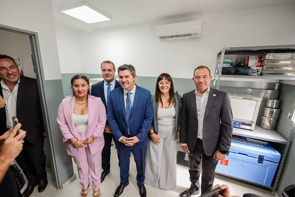 Orrego inauguró la ampliación y refacción de un Centro de Salud en Chimbas