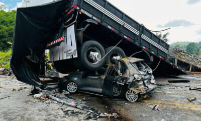 Brasil: trágico accidente en una ruta de Minas Gerais dejó 22 muertos