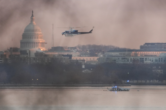 Choque aéreo en Washington: la torre de control en la mira