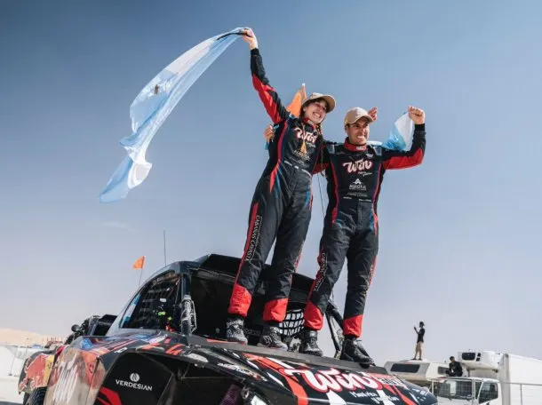 Nicolás Cavigliasso y Valentina Pertegarini, campeones del Rally Dakar 2025