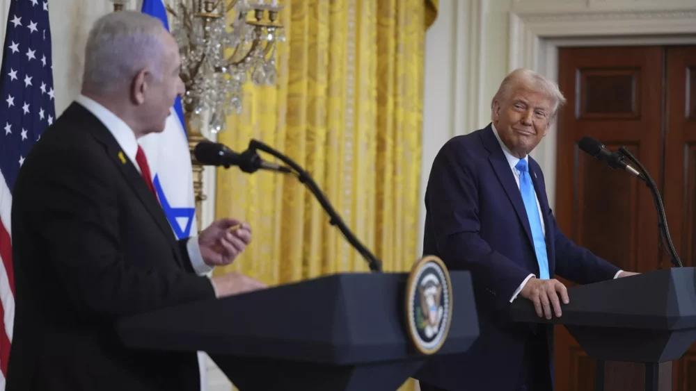 Trump afirma que EEUU controlará la Franja de Gaza: «Nos adueñaremos de ella» | Video