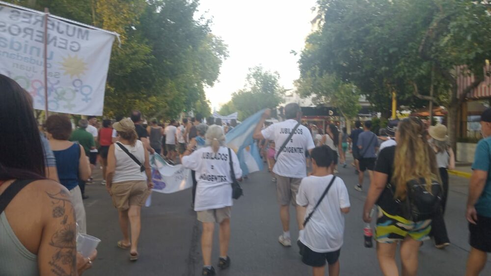 Marcha LGBTIQ+ del Orgullo Antifascista y Antirracista: San Juan también se movilizó